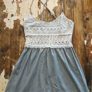 Roxy junior dress small Petit pinstripe chambray